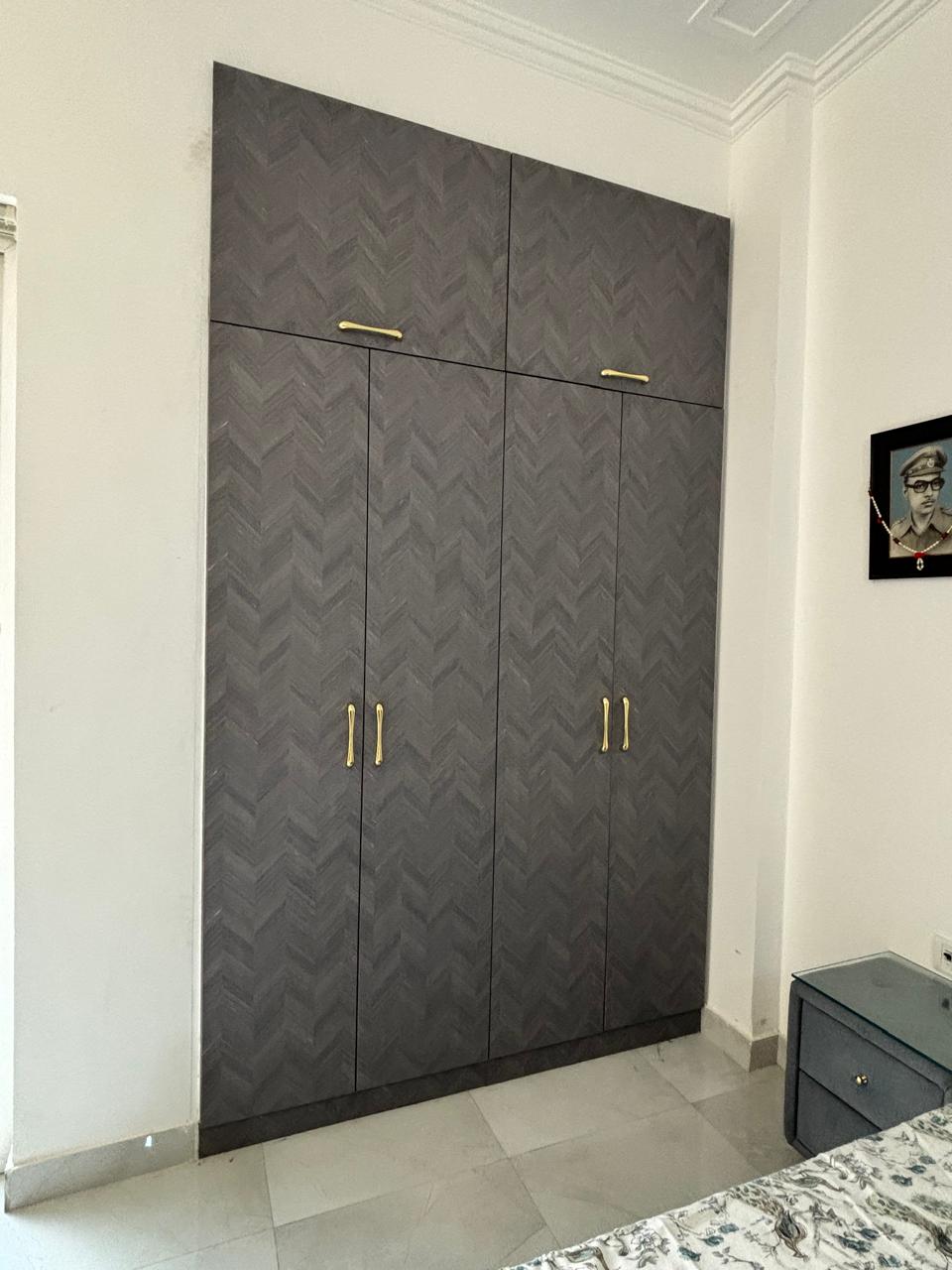 Wardrobe 28